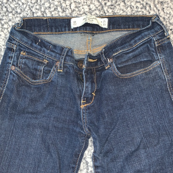 Abercrombie & Fitch jeans - Picture 4 of 5